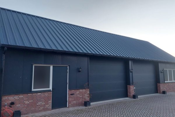 Garage 02